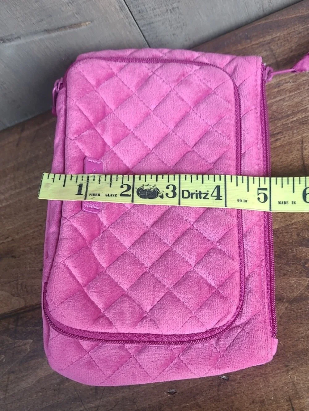 EUC Vera Bradley Magenta Quilted Cosmetic Pouch Makeup Bag Women's Small Travel